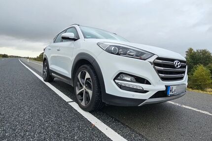 Hyundai TUCSON 109.965 km 12.999 &euro; Winsen luhe 21423