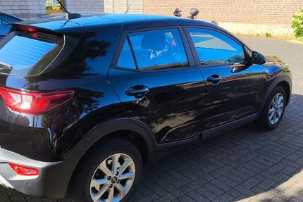 Kia Stonic 27.450 km 15.475 &euro; Jüchen 41363