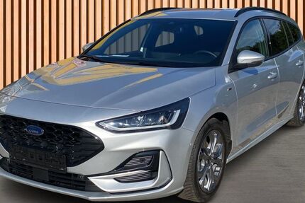 Ford Focus 8.823 km 22.980 &euro; Dresden 01328