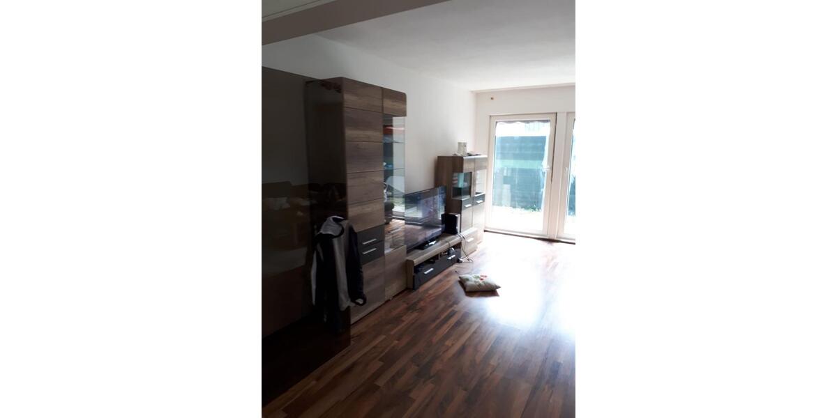 Erdgeschoßwohnung Burgdorf - 4 Zimmer, 105 m&sup2;, 1.300&euro; | Angebot:25539292