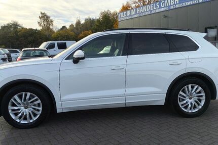 VW Touareg 18.500 km 62.900 &euro; Alsdorf (Nordrhein-Westfalen) 52477
