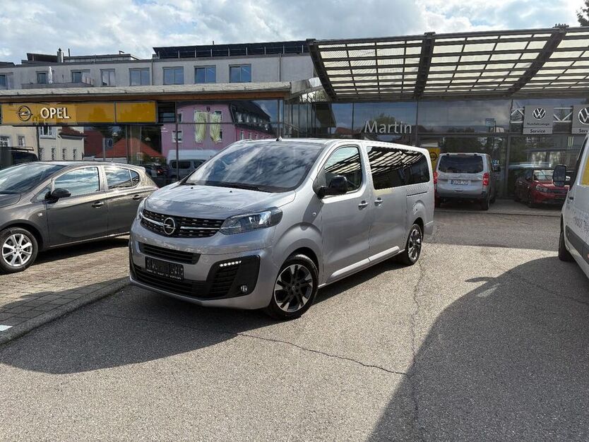 Zafira Life
