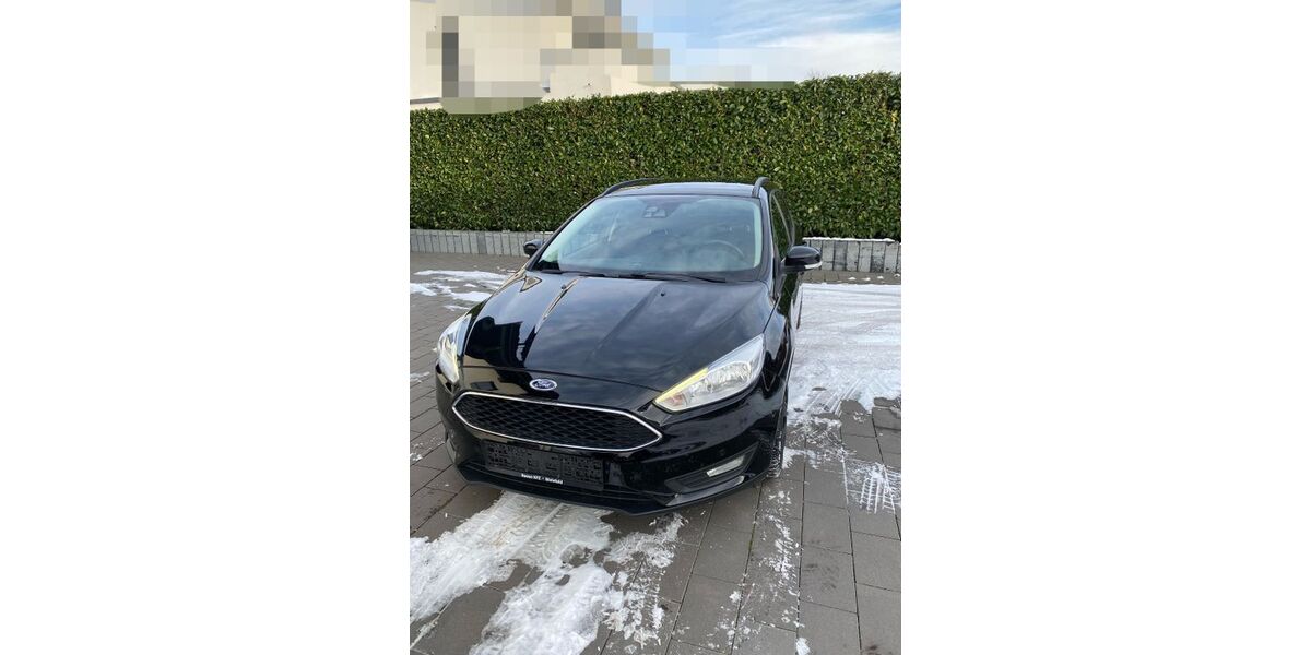 Ford Focus 145.500 km 5.900 &euro; Lage 32791