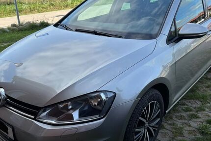 VW Golf 184.000 km 9.200 &euro; Verchen 17111