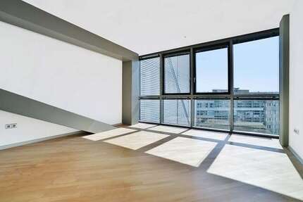 Wohnung zum Mieten in Berlin 3.065,92 € 139 m² 3 zimmer