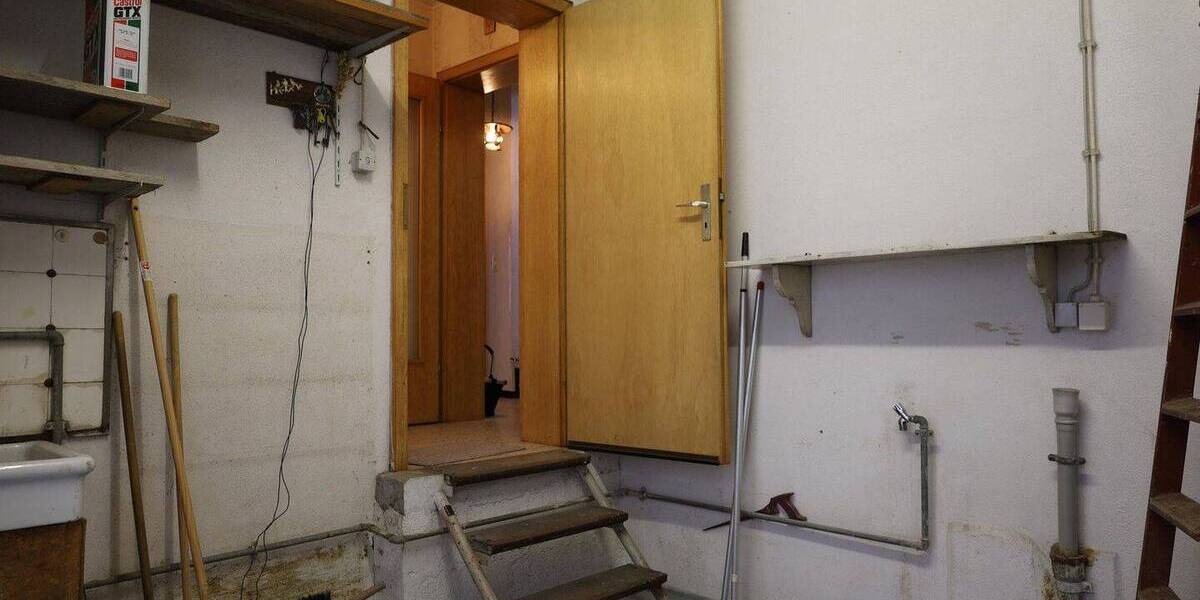 Reihenendhaus Niederheimbach - 7 Zimmer, 139 m&sup2;, 149.000&euro; | Angebot:26932098