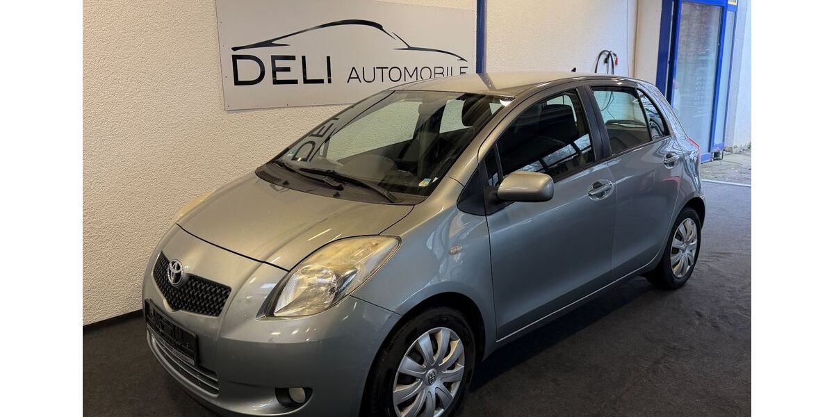 Toyota Yaris 150.000 km 2.690 &euro; Krauchenwies 72505