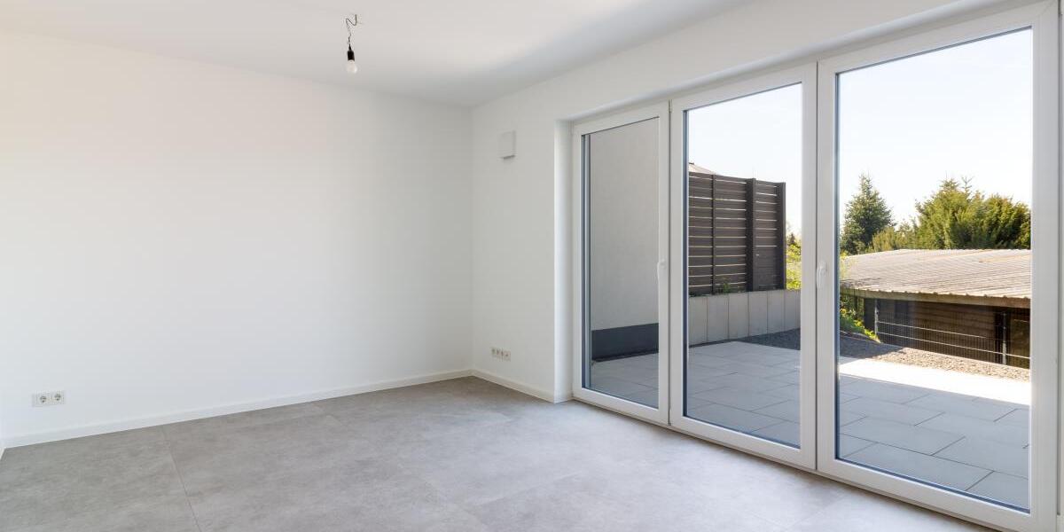 Modernes Wohnen in Trier-Irsch - Neubau mit toller Dachterrasse und Weitblick - Reihenhaus Trier Kürenz | Angebot:26368699