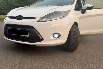 Ford Fiesta 176.000 km 5.900 € Elmshorn 25335