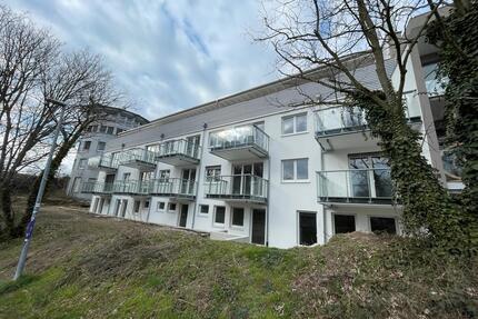 Vier Zimmer Penthouse Wohnung, direkt an der Alb