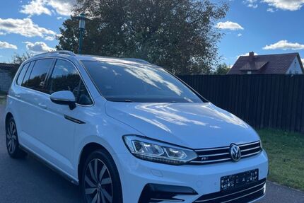 VW Touran 198.000 km 15.990 &euro; DAHLEWITZ 15827