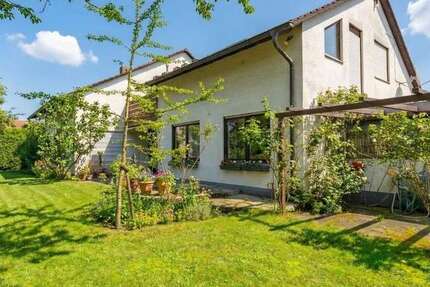 Haus Limburgerhof - 11 Zimmer, 401 m&sup2;, 980.000&euro; | Angebot:25079103