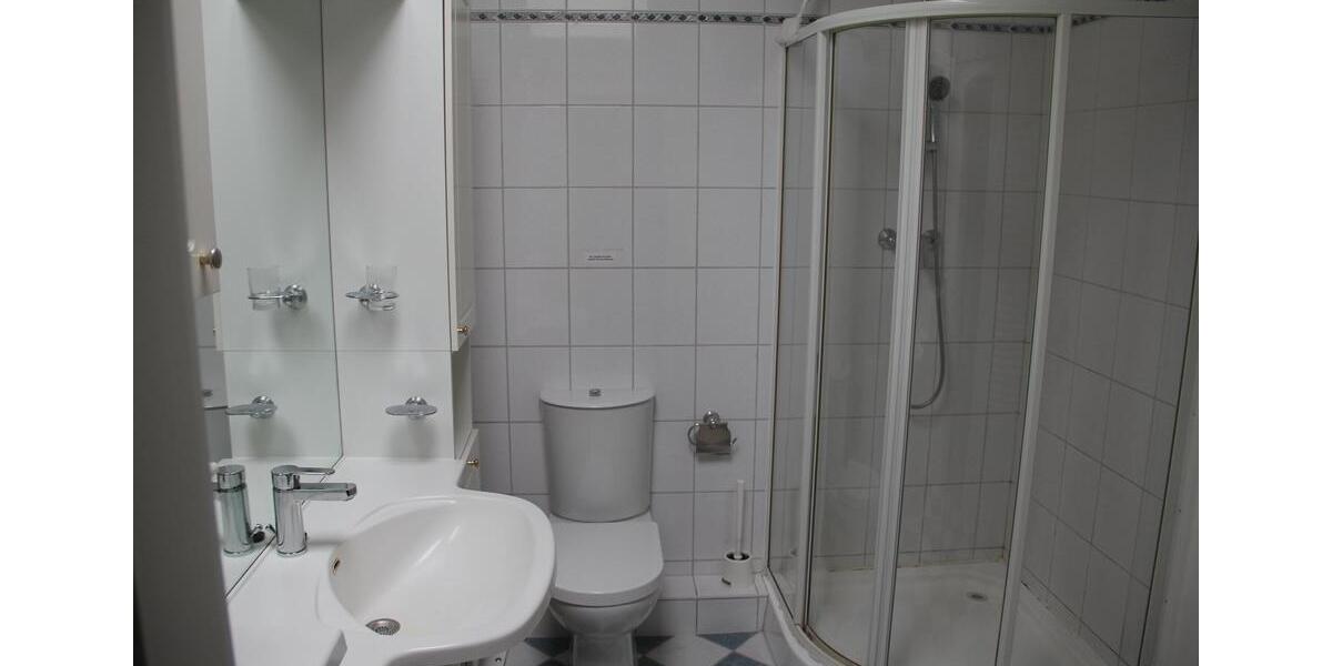 Dachgeschoßwohnung Rostock Hansaviertel - 2 Zimmer, 70 m&sup2;, 800&euro; | Angebot:26062116