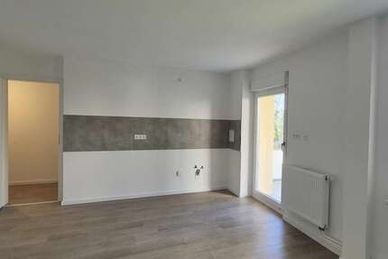 Wohnung Singen (Hohentwiel) - 3 Zimmer, 80 m&sup2;, 900&euro; | Angebot:26382274
