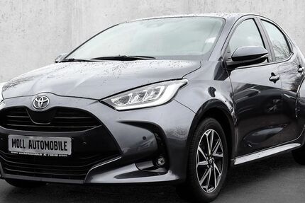 Toyota Yaris 12.600 km 19.380 &euro; Aachen 52078