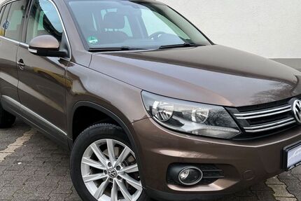 VW Tiguan 190.730 km 9.990 &euro; Stuttgart 70378