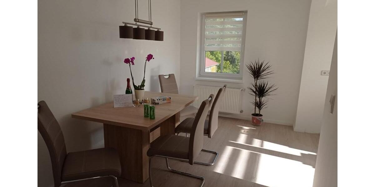 Vermiete 2- und 3-Zimmer-Dachgeschoss-Wohnung 2 zimmer