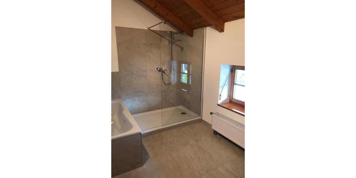 Einfamilienhaus Traunreut St. Georgen - 5 Zimmer, 165 m&sup2;, 1.900&euro; | Angebot:25590839