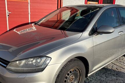 VW Golf 128.576 km 7.499 &euro; Freiberg 09599