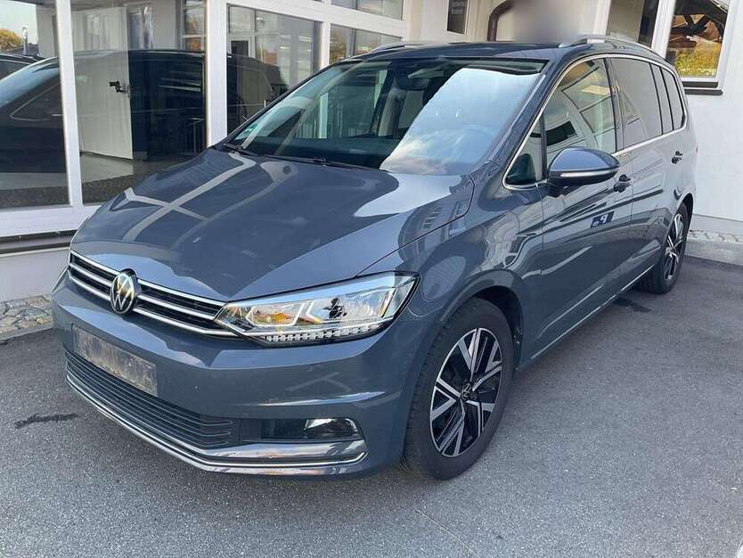 VW Touran 26.400 km 31.995 € Grünwald 82031