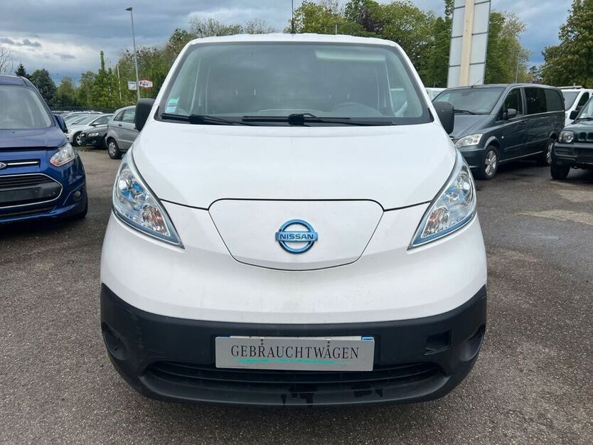 e-NV200