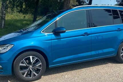 VW Touran 142.500 km 17.100 &euro; Schrobenhausen 86529