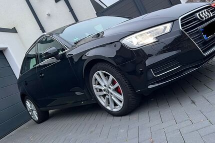 Audi A3 198.000 km 11.800 &euro; Neukirchen-Vluyn 47506