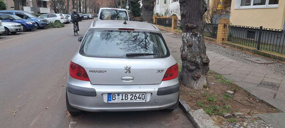 Peugeot 307 230.000 km 250 &euro; Hansaviertel (Berlin) 10557