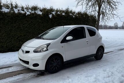 Toyota Aygo (X) 156.000 km 1.490 &euro; Bovenden 37120