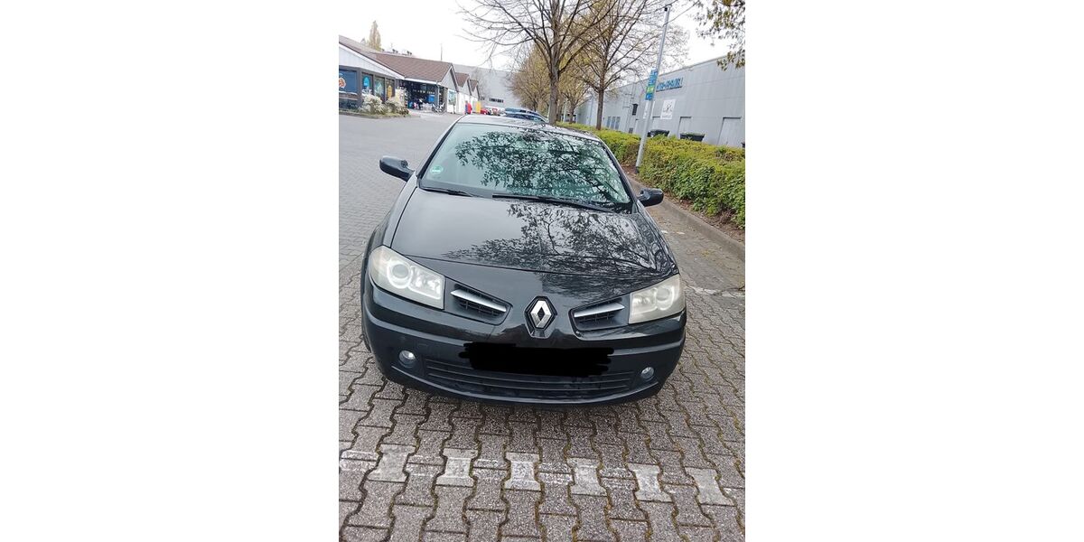 Renault Megane 180.000 km 2.100 &euro; Wiesbaden 65203