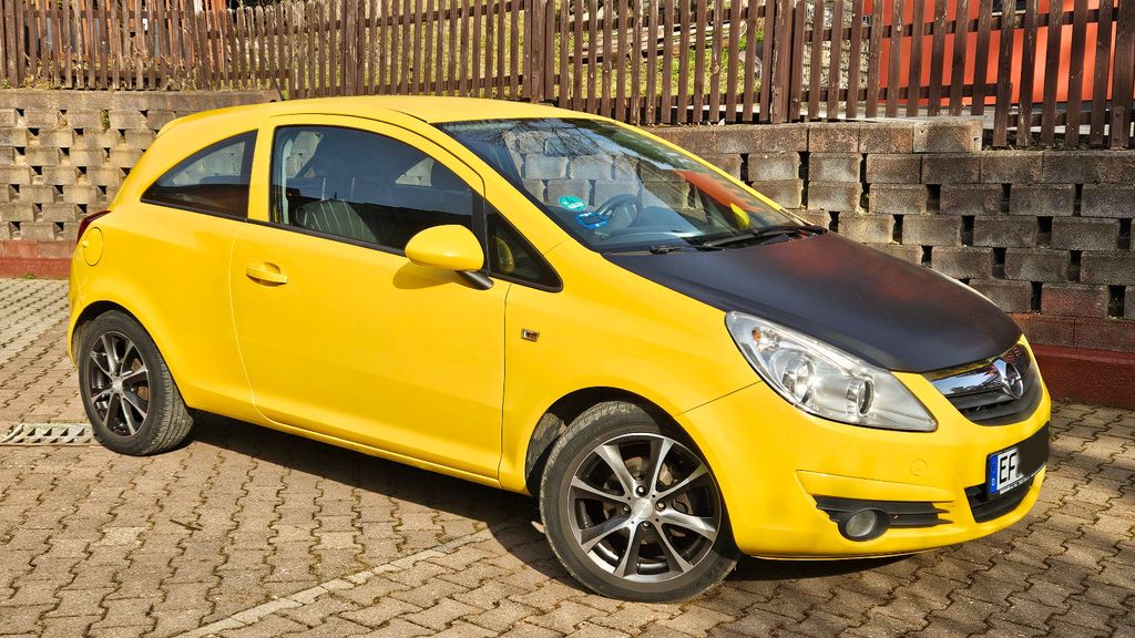 Opel Corsa 111.341 km 1.998 &euro; Erfurt/Möbisburg 99094