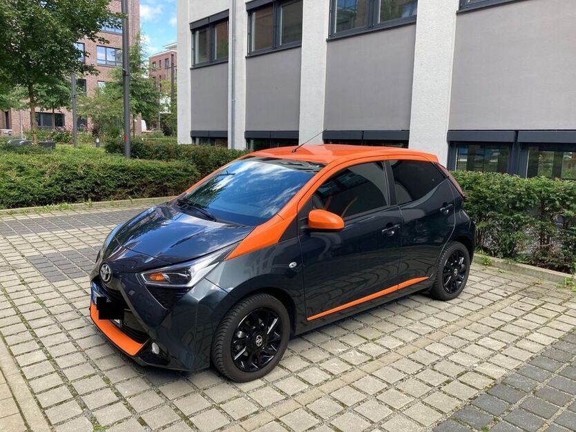 Aygo (X)