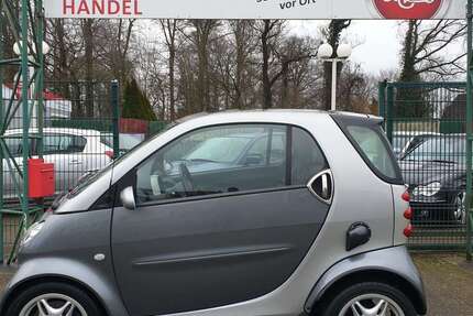 Smart forTwo 128.976 km 2.995 &euro; Ganderkesee 27777