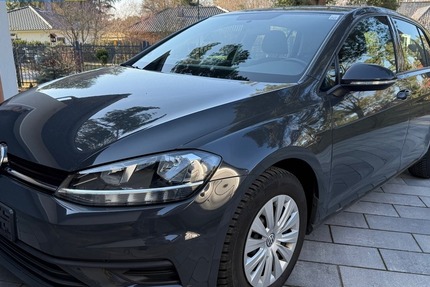 VW Golf VII Lim. Scheckh. Trendline BMT/Start-Stopp 69.950 km 13.300 &euro; Berlin 10247