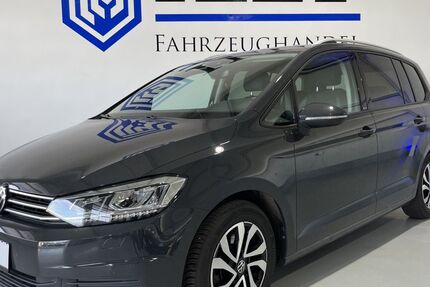 VW Touran 99.763 km 22.950 &euro; Hatten | Sandkrug 26209