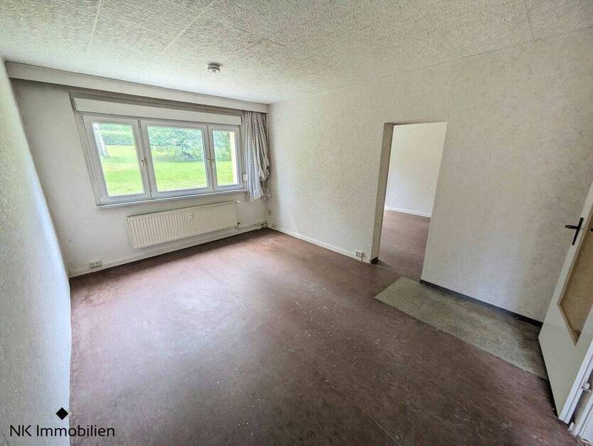 ++ top-angesagte Lage in Limbach-Oberfrohna - 2-Raum Eigentumswohnung im Erdgeschoss ++