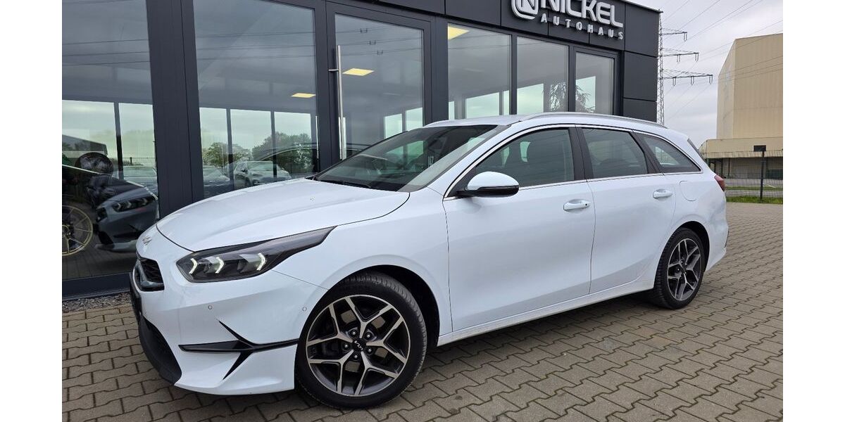 Kia ceed Sportswagon 83.000 km 19.999 &euro; Damme 49401