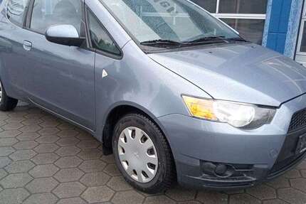 Mitsubishi Colt 234.000 km 2.495 &euro; Schwerin 19061