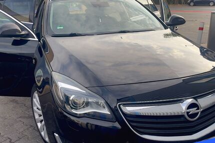 Opel Insignia 132.000 km 11.200 &euro; Frankfurt 60486