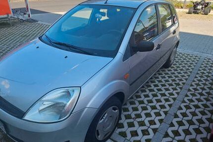 Ford Fiesta 173.000 km 1.300 &euro; Erkrath 40699
