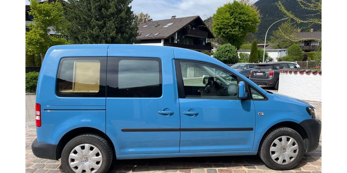VW Caddy 254.938 km 5.500 &euro; Garmisch-Partenkirchen 82467