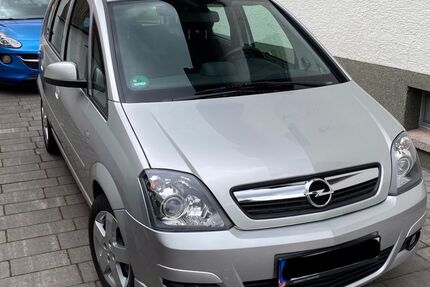 Opel Meriva 77.500 km 5.200 &euro; Rüsselsheim 65428