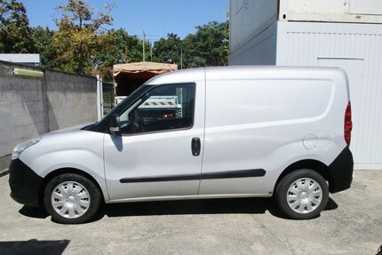 Opel Combo 104.700 km 3.927 &euro; Frankfurt am Main 65933