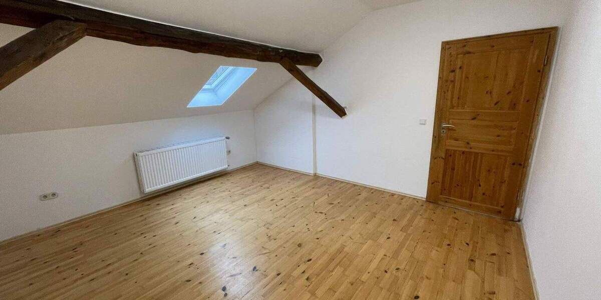 KL-City - Ruhige und modernisierte 4-Zimmerwohnung mit Einbauküche in zentraler Lage 4 zimmer