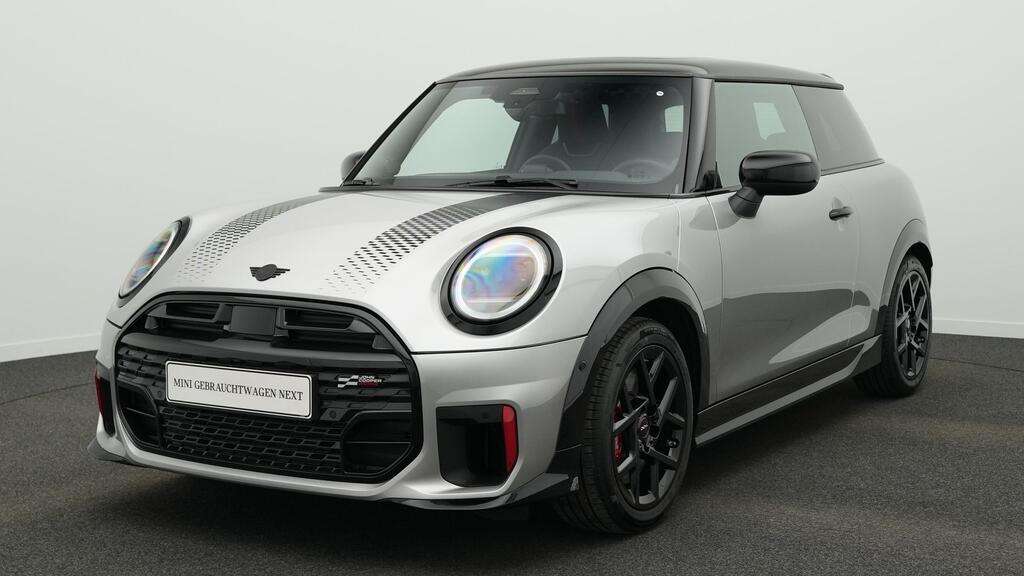 Mini John Cooper Works 7.461 km 37.322 &euro; München 80788