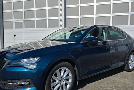 Skoda Superb 30.700 km 27.500 € Langenenslingen 88515