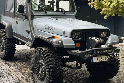 Jeep Wrangler 7.700 km 51.900 &euro; Aachen 52076