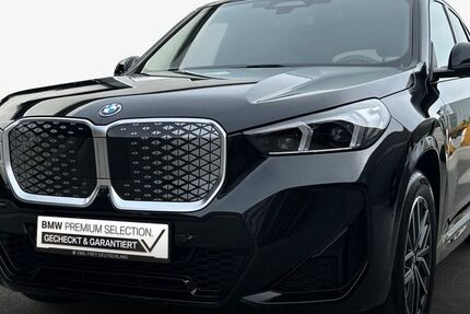 BMW iX1 12.066 km 51.990 &euro; Ettlingen 76275
