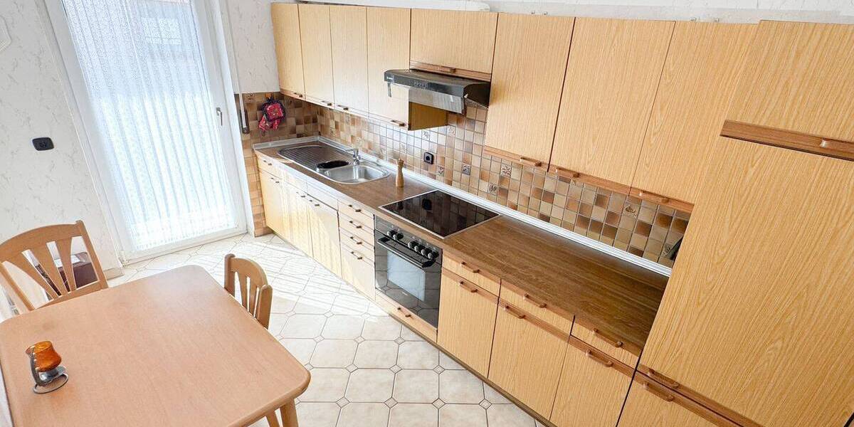 Etagenwohnung Baden-Baden Ebersteinburg - 3 Zimmer, 83 m&sup2;, 250.000&euro; | Angebot:26433519