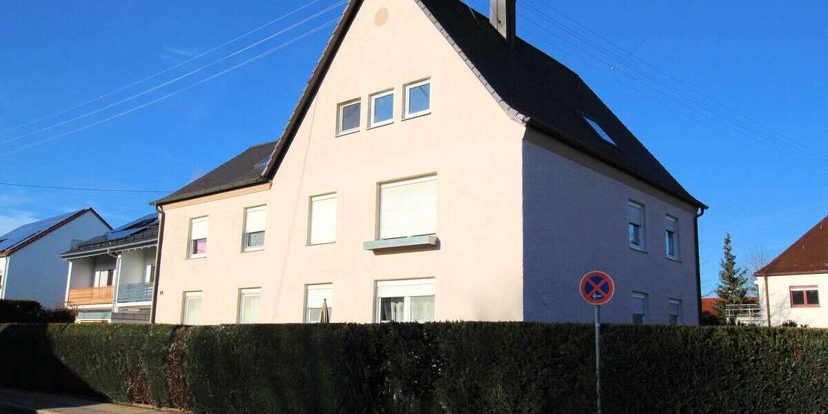 Haus zum Kaufen in Stadtbergen 1.400.000 € 311.42 m² 13.5 zimmer